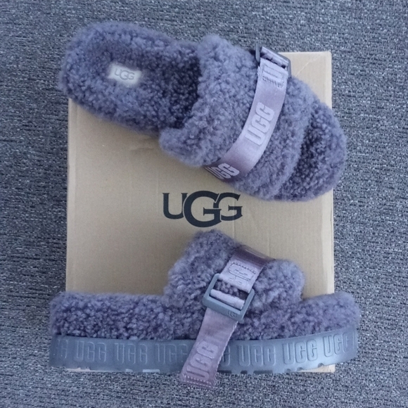 UGG Shoes - 🩶UGG🩶 - Fluffita Gray Flatform Slipper